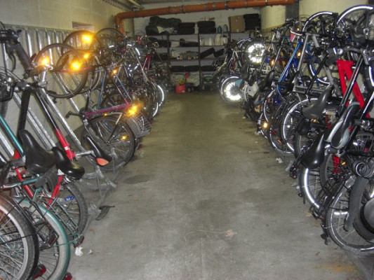 Fahrräder in unserem Fahrrad-Keller